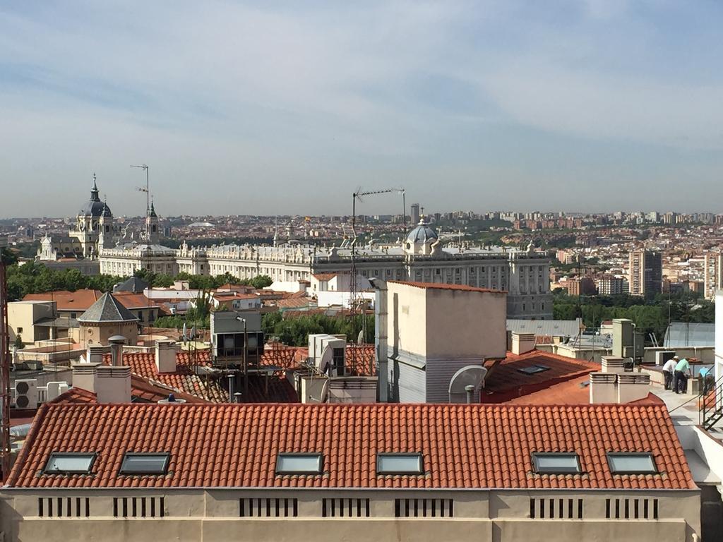Hotel Madrid Centro, Affiliated By Melia Экстерьер фото
