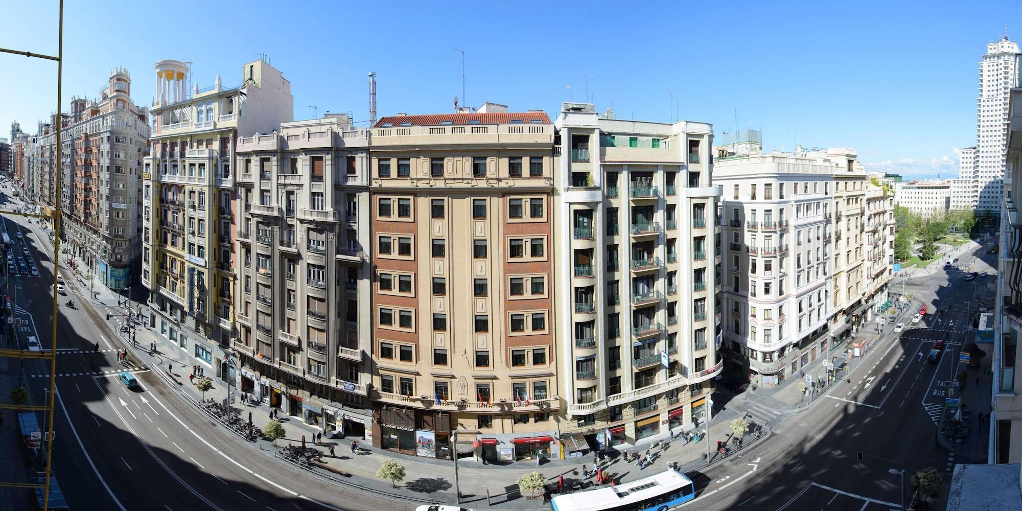 Hotel Madrid Centro, Affiliated By Melia Экстерьер фото