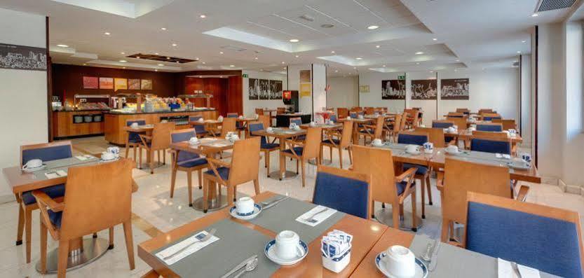 Hotel Madrid Centro, Affiliated By Melia Экстерьер фото